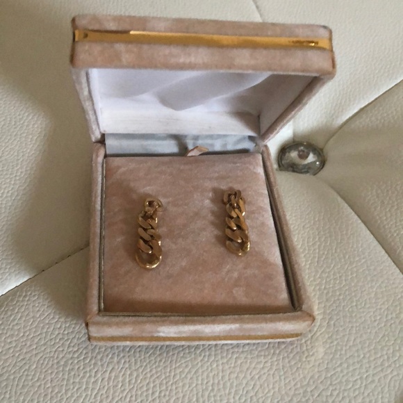 gold chain earrings - Picture 2 of 4